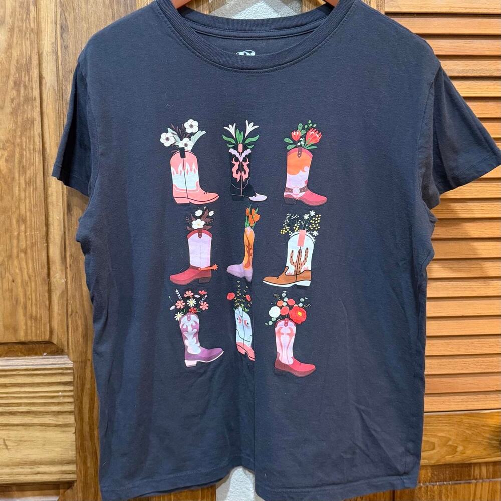 Cowboy boot tee